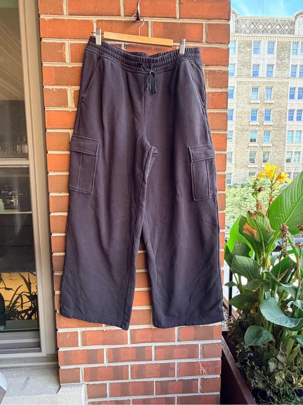 Athleta Black Cargo Wide-leg Sweatpants
